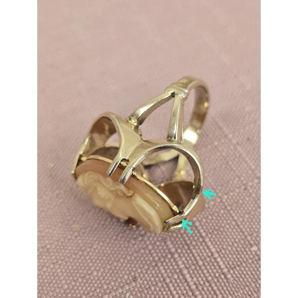 Vintage Vargas Left Facing Cameo 18k HGE Gold Plated Ring - Size 4 - Signed